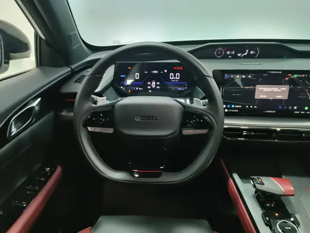 Auchan 2023 Z6 1.5T Blue Whale Zhiku Automatic Gear 7