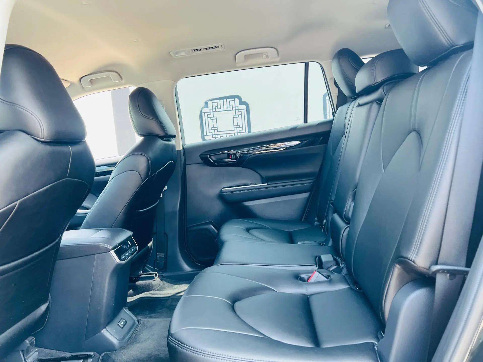 Toyota 2023 Highlander Dual Engine 2.5 Stepless Intelligent Electric Hybrid Two-Drive Elite Edition 7-seat Automatic Transmission 14