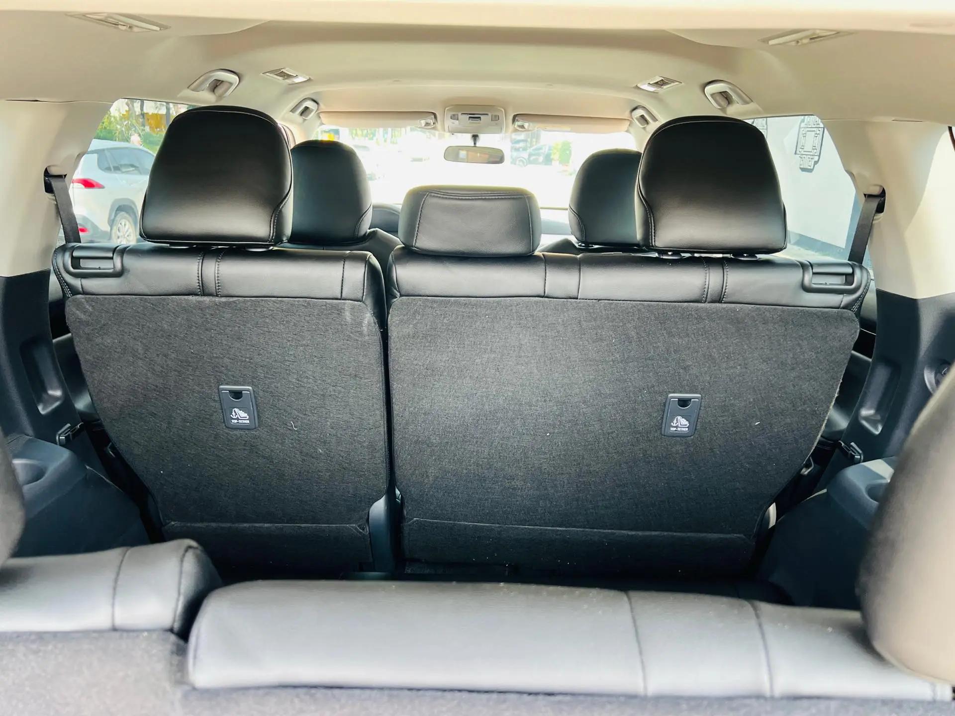 Toyota 2023 Highlander Dual Engine 2.5 Stepless Intelligent Electric Hybrid Two-Drive Elite Edition 7-seat Automatic Transmission 15