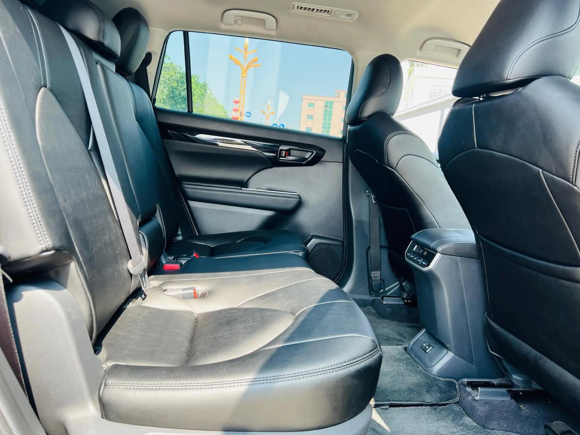 Toyota 2023 Highlander Dual Engine 2.5 Stepless Intelligent Electric Hybrid Two-Drive Elite Edition 7-seat Automatic Transmission 7