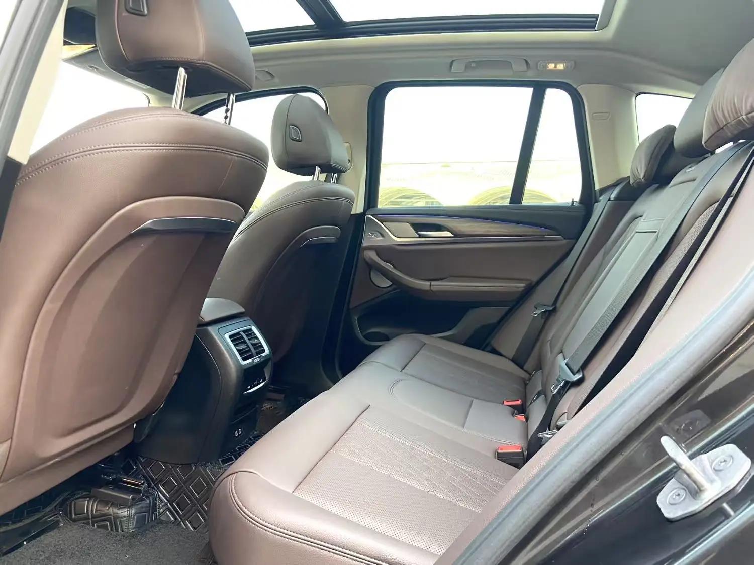 BMW X3 2022 xDrive30i Leading M Obsidian Night Suit 5