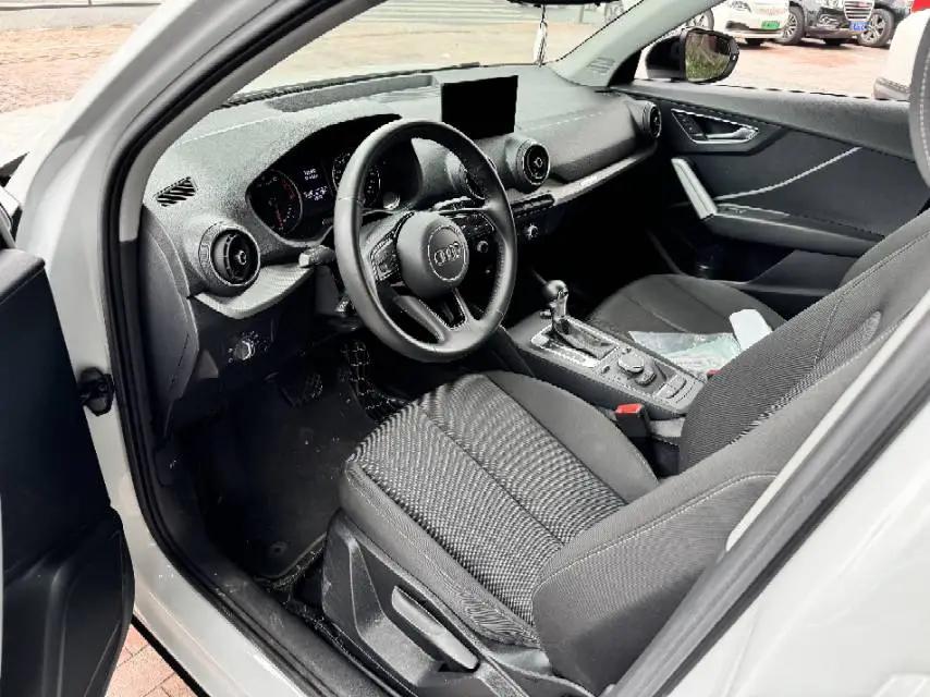 Audi Q2L 2020 35 TFSI Enterprising Dynamic 2