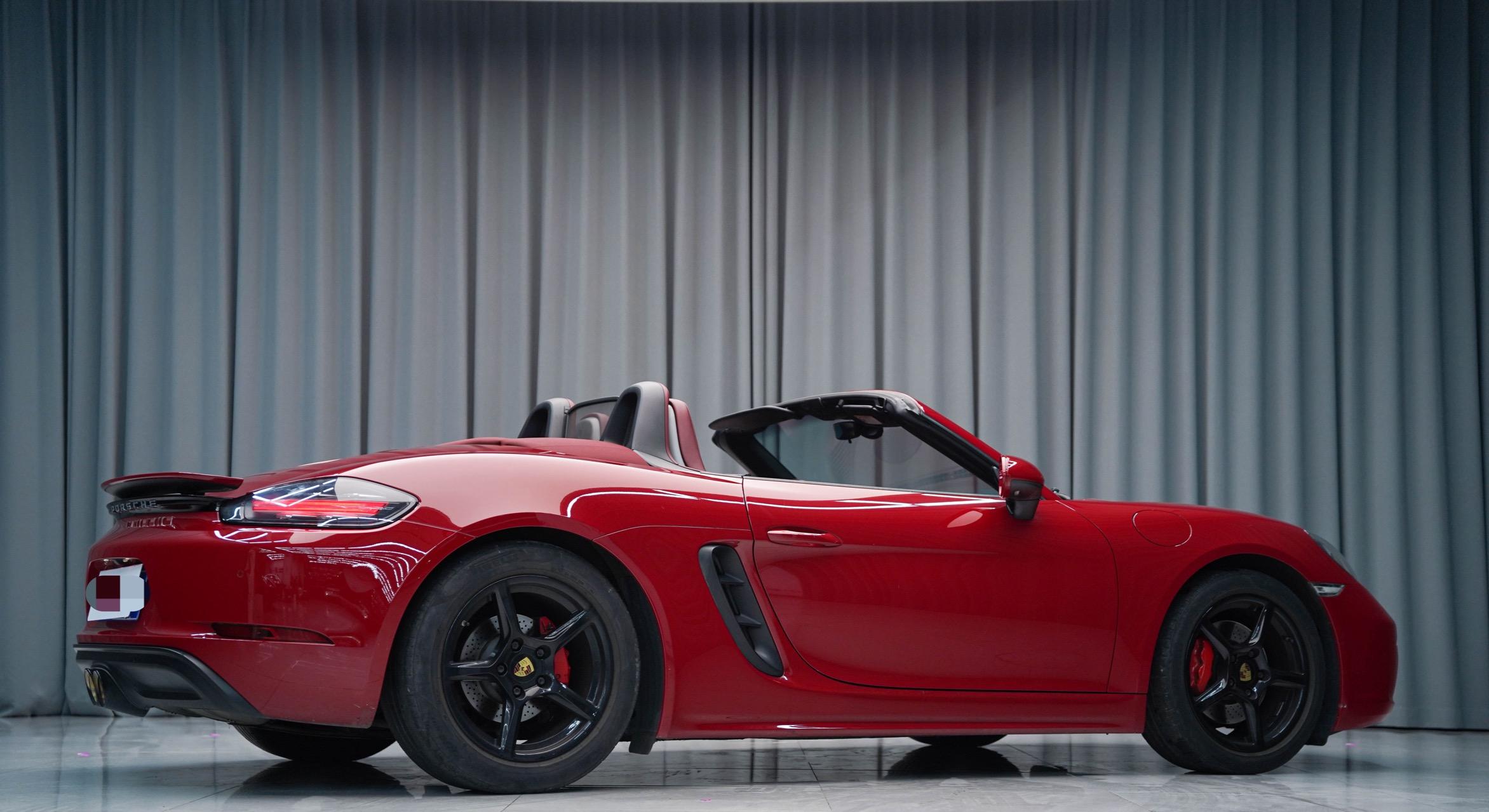 Porsche 718 2020 Boxster 2.0T 6