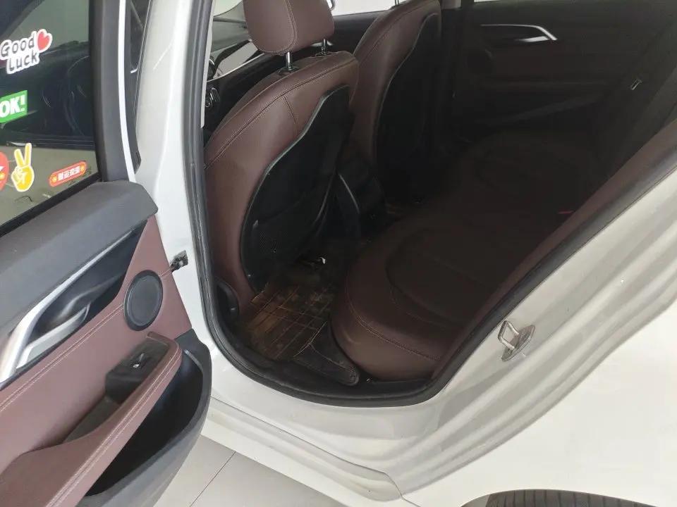 BMW 1 Series 2020 120i M Sports Suit 7