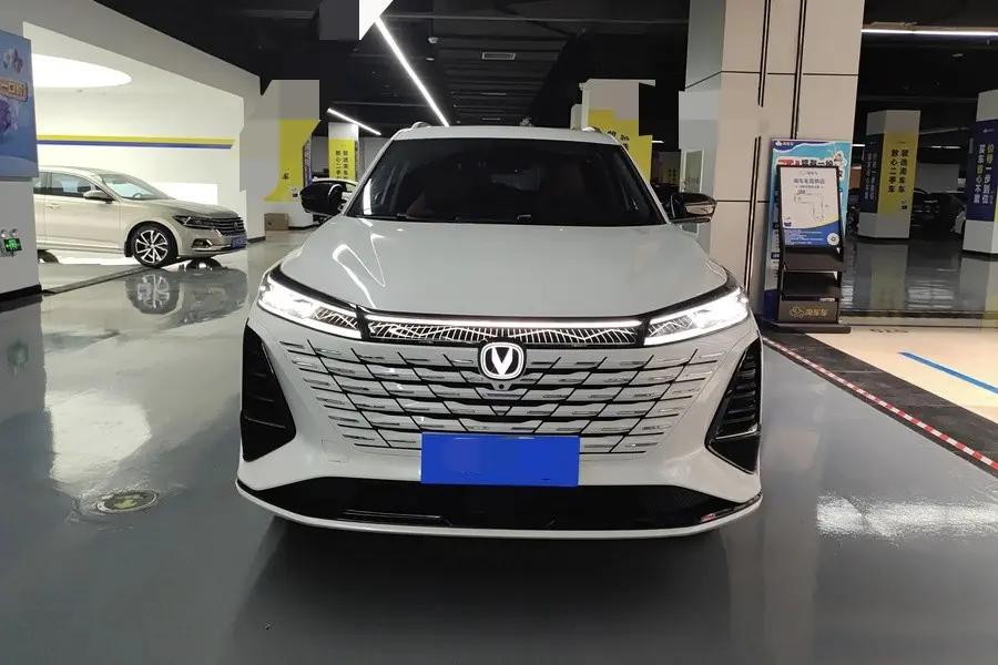 长安 2026款 CS75 PLUS 1.5T 智慧冠军版 新蓝鲸智领型 自动挡 2