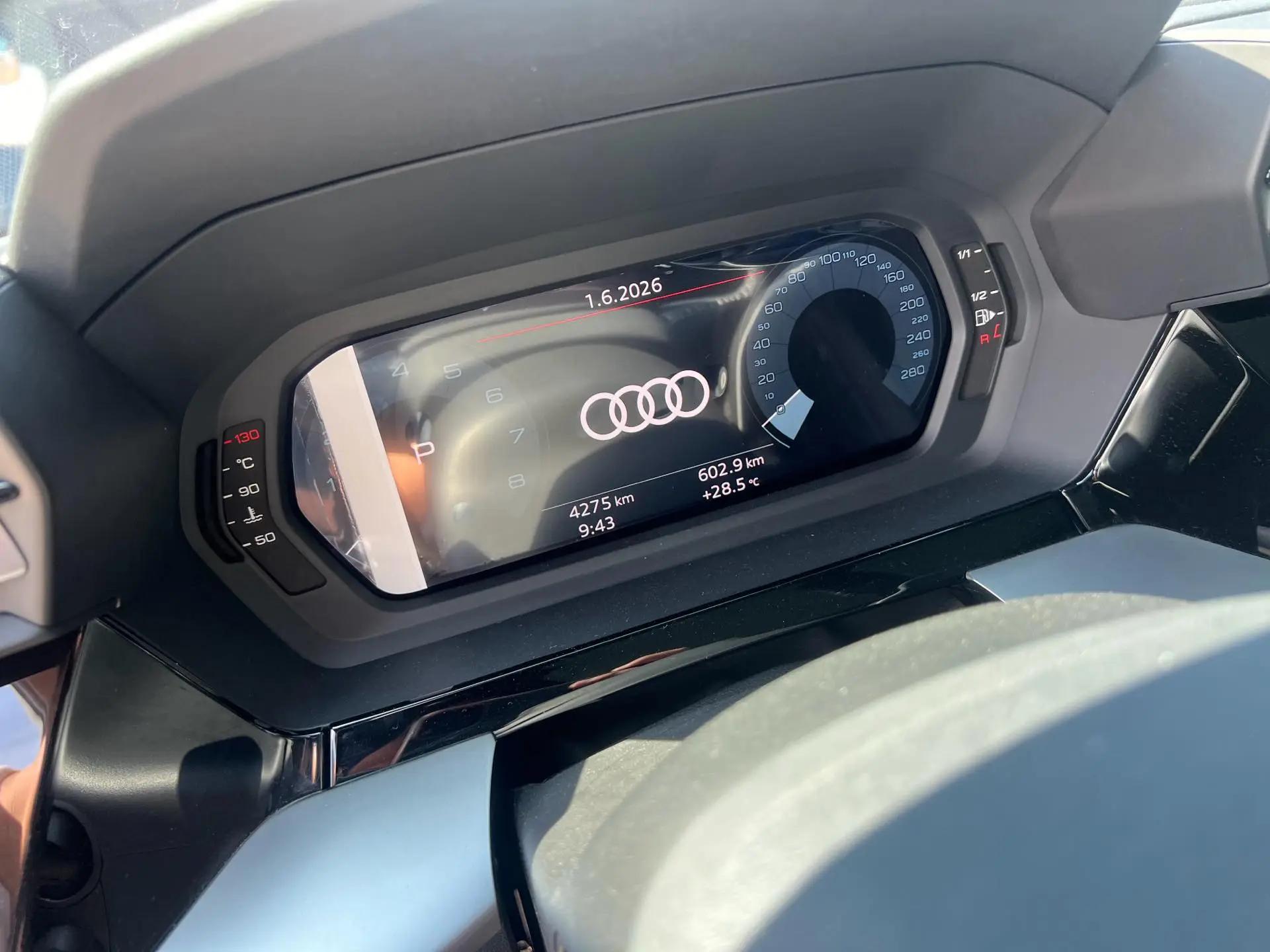 Audi 2025 A3L Limousine 1.5TFSI 35TFSI Flying Prestige Edition Automatic 6