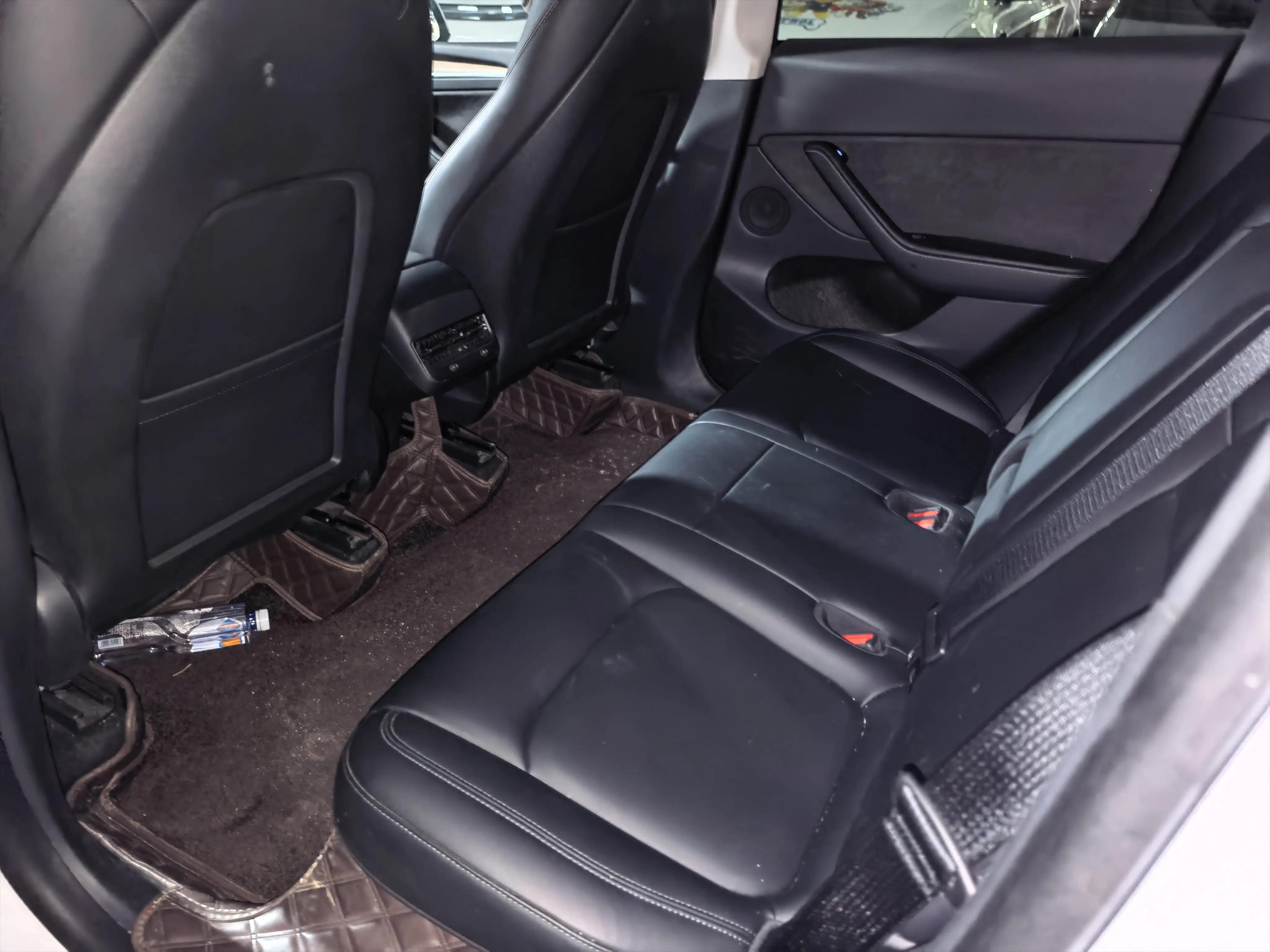 Model Y 2022 rear-wheel drive version 5