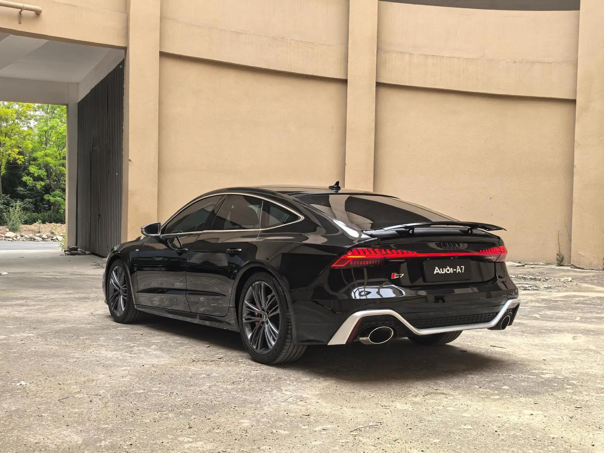 Audi A7 2022 45 TFSI Selection 7