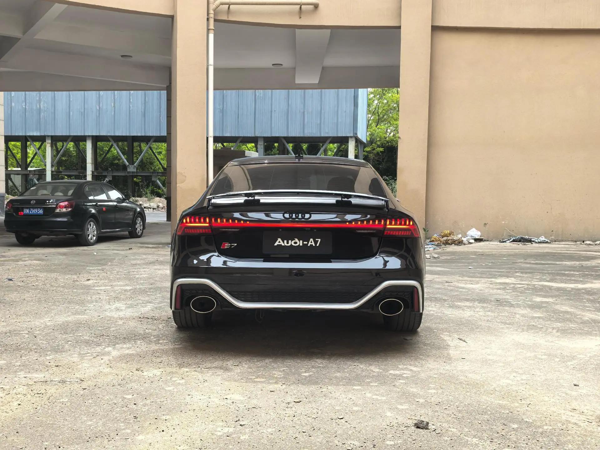 Audi A7 2022 45 TFSI Selection 8