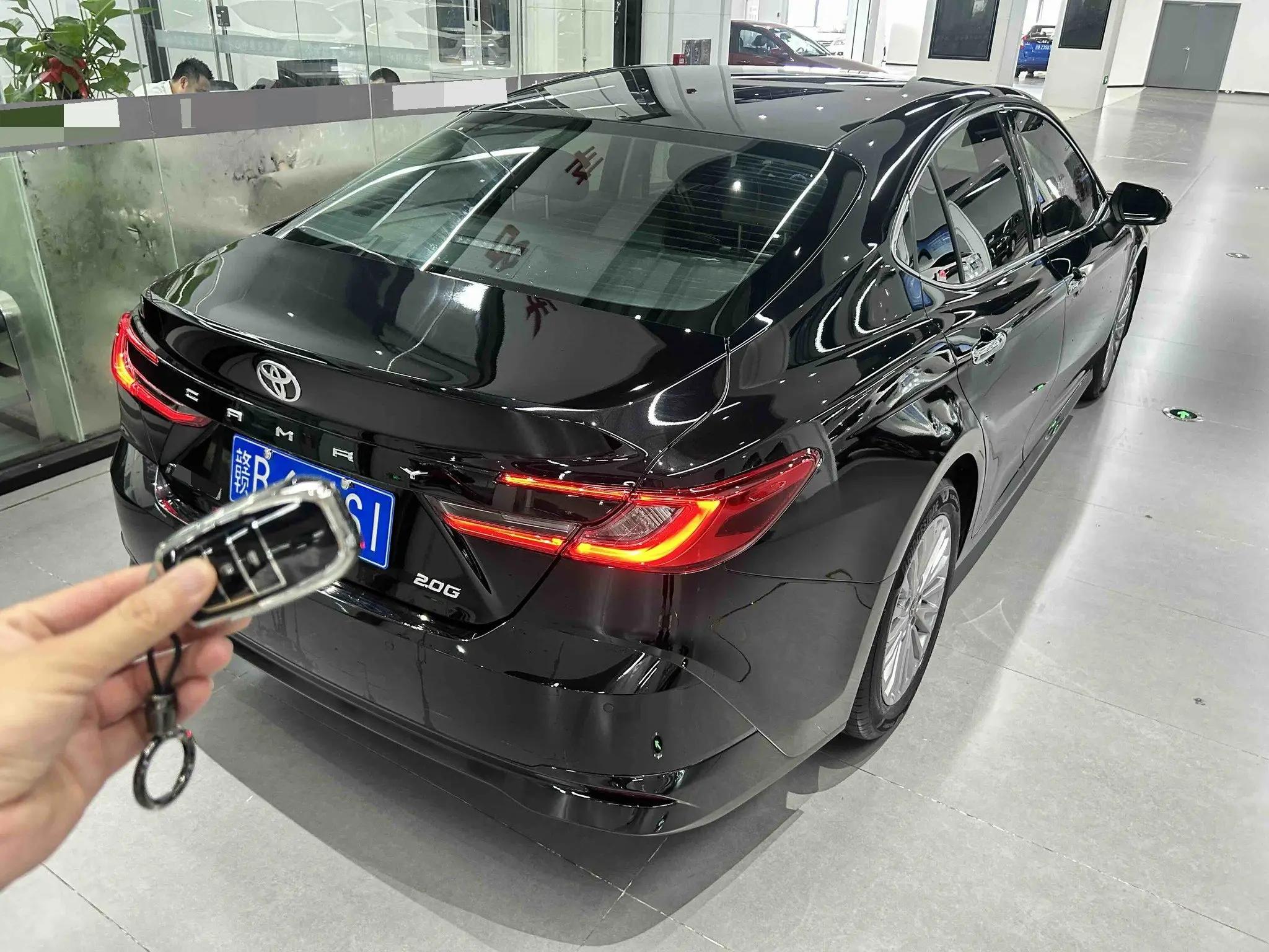 Toyota 2024 Camry 2.0G CVT Prestige Automatic 3