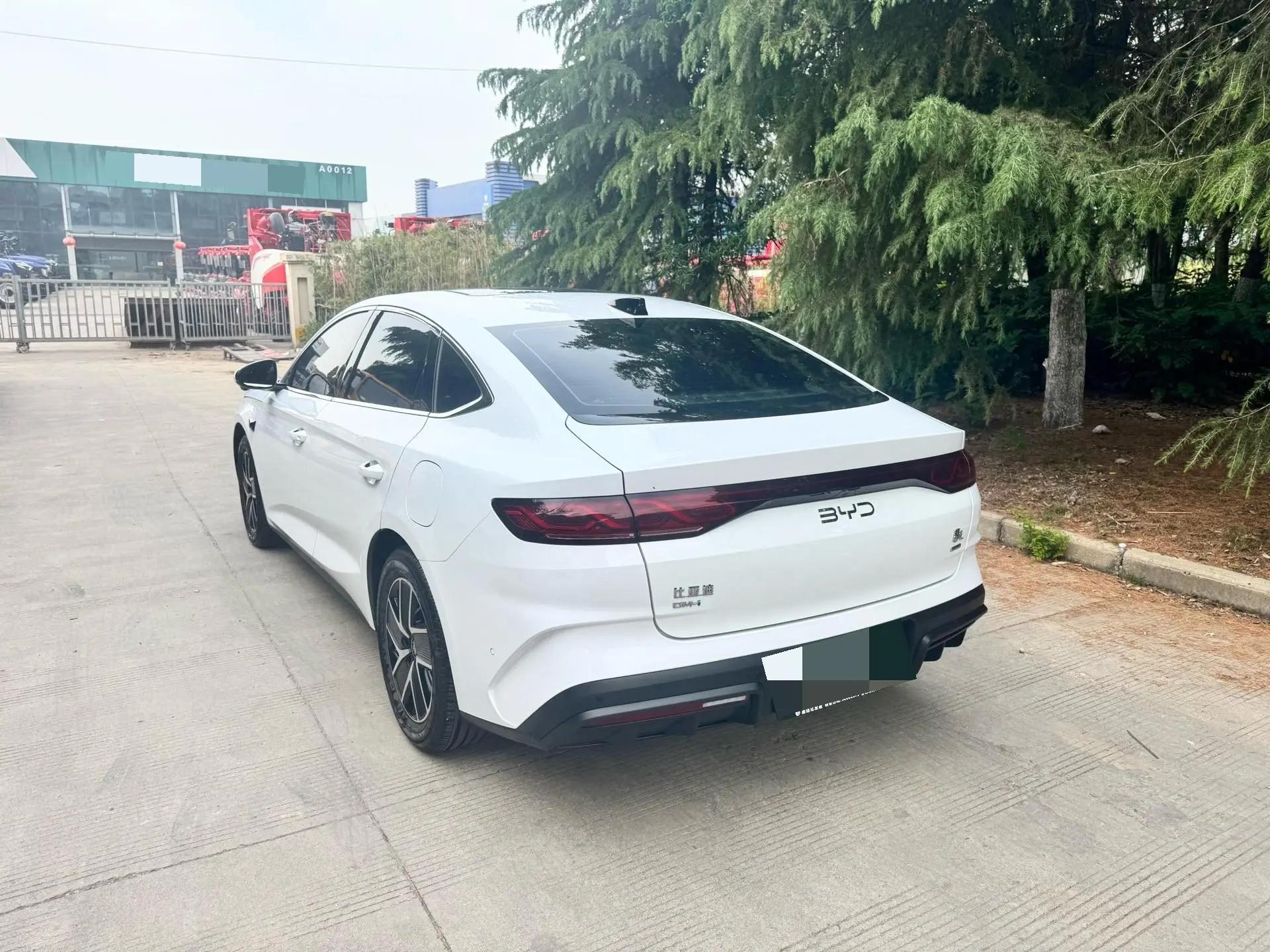 BYD 2025 Qin L DM-i 1.5 CVT Intelligent Drive 120KM Leading Edition Automatic 9