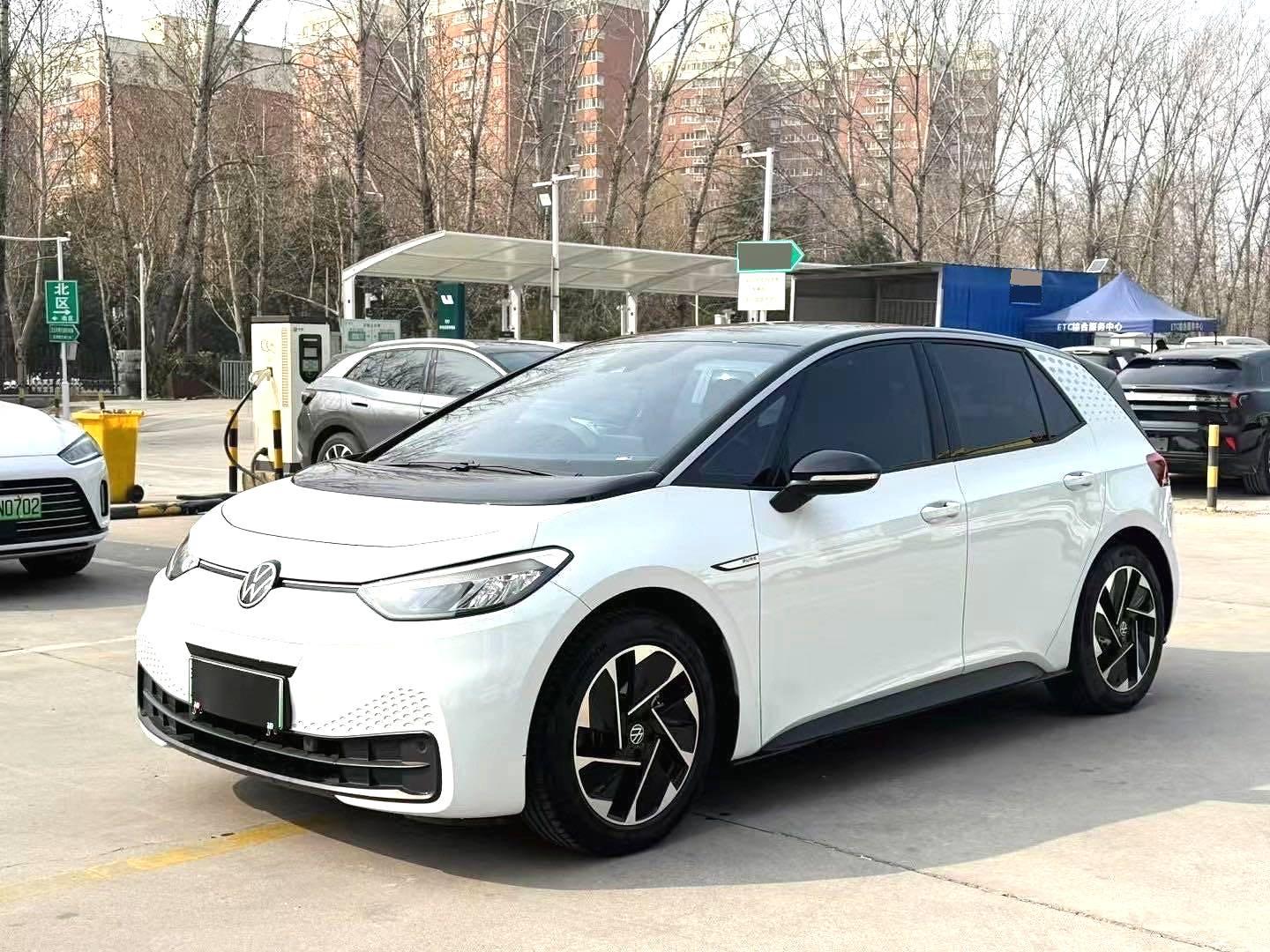 Volkswagen 2023 ID. 3 Upgraded Pure Smart Edition, Automatic Transmission