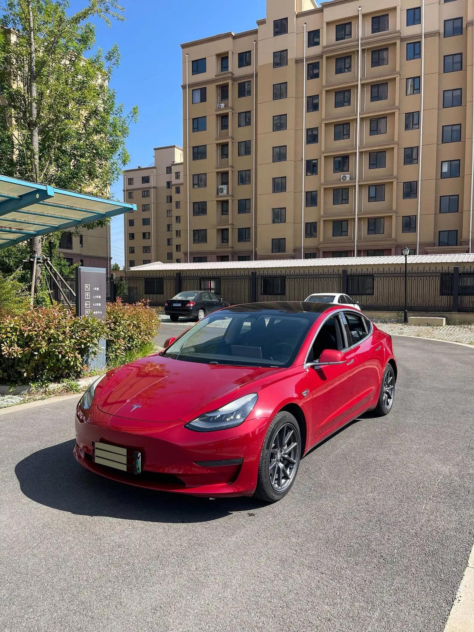 Model 3 2020 long-range rear-wheel drive version