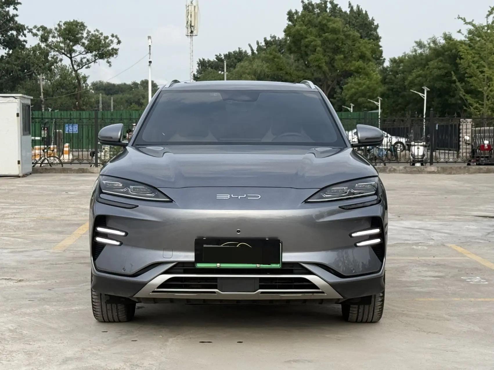 BYD 2023 Song PLUS EV Champion Edition 520KM Prestige Automatic 2