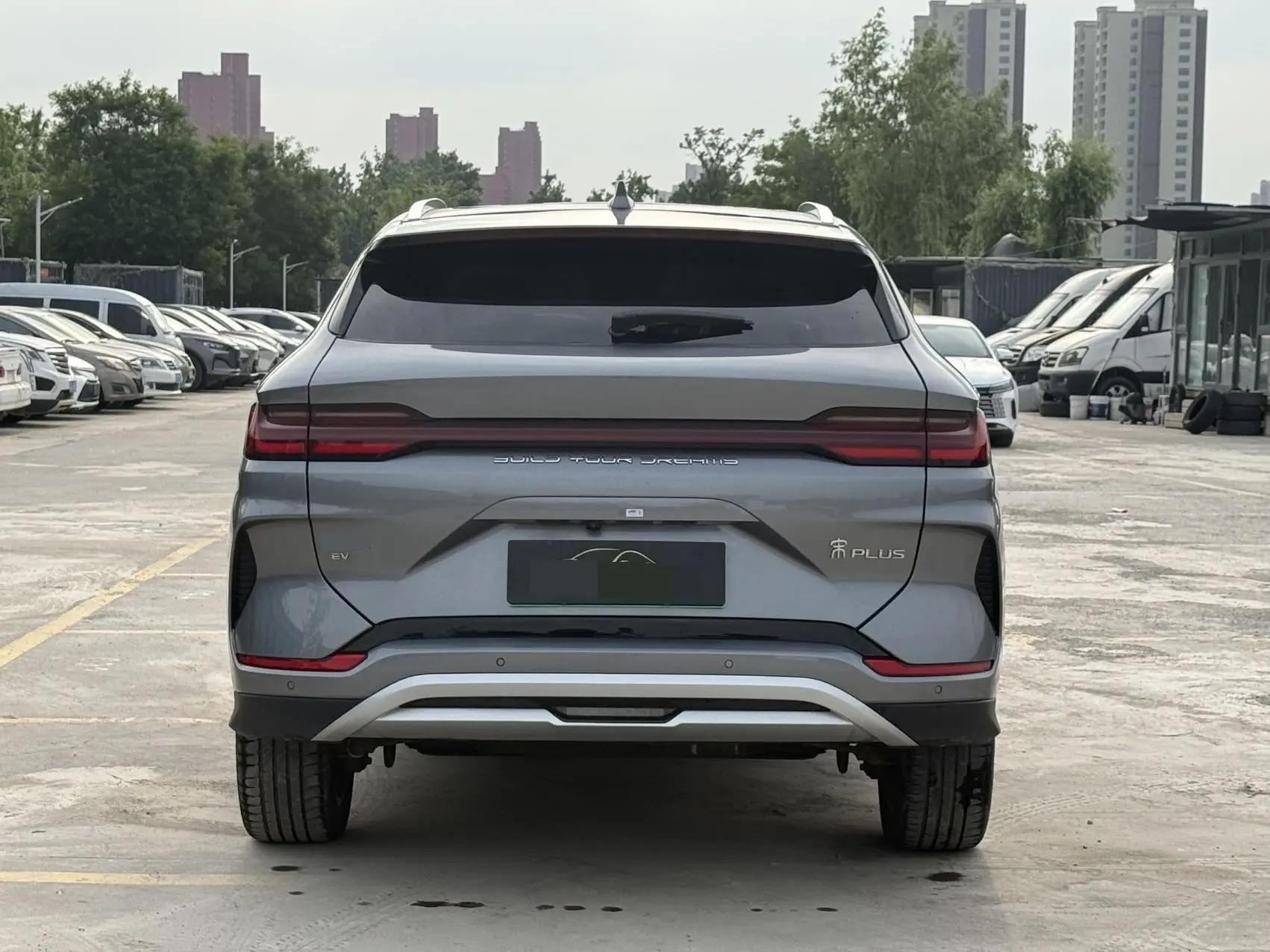 BYD 2023 Song PLUS EV Champion Edition 520KM Prestige Automatic 9