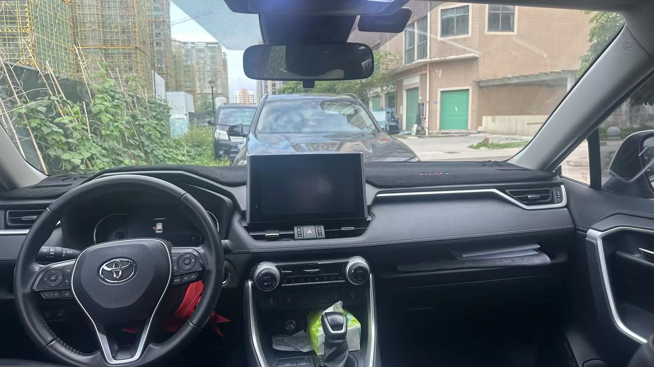 RAV4 Rongfeng 2022 2.0L CVT Two-Drive Fashion Edition 4
