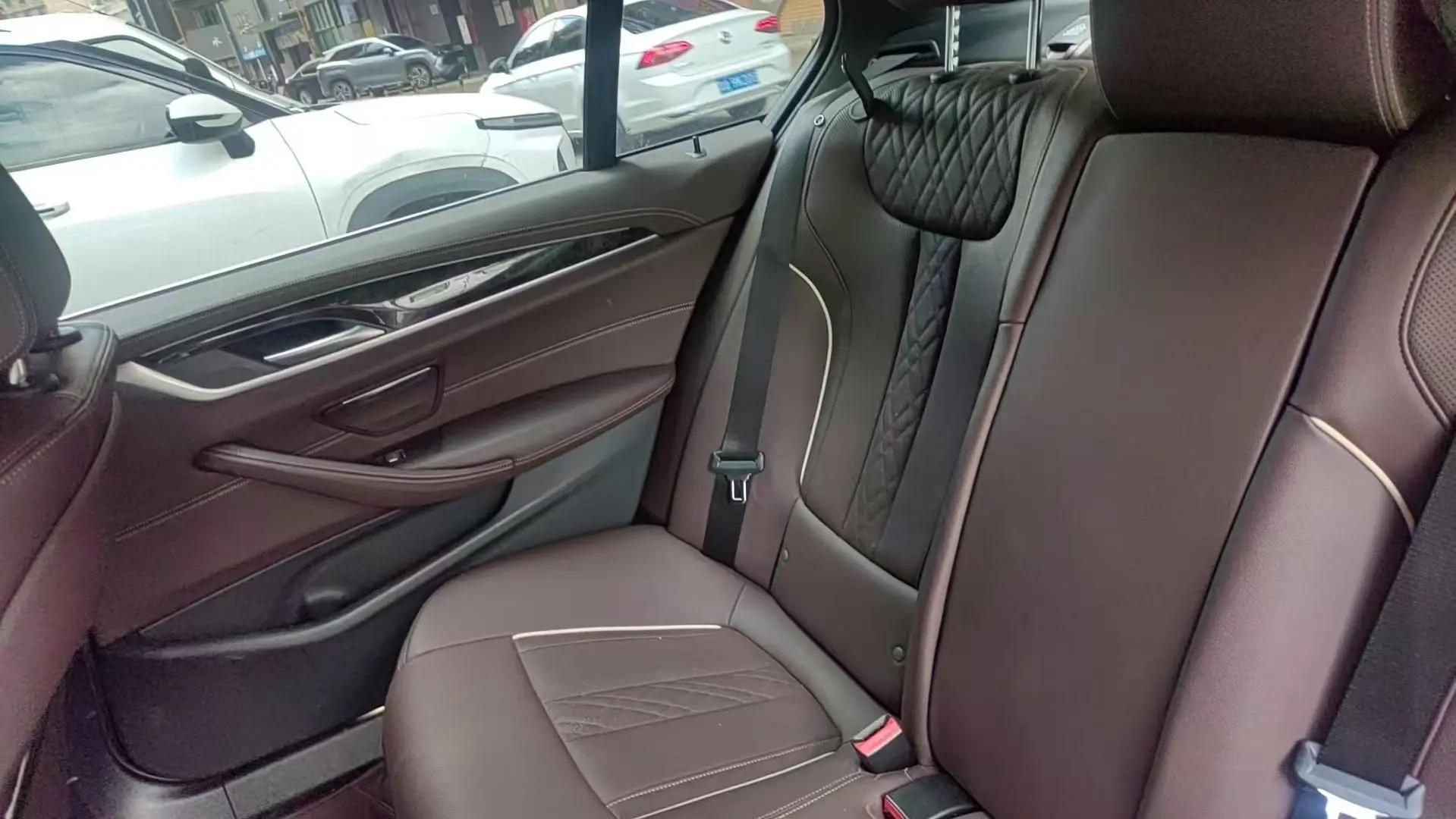 BMW 5 Series 2022 Change 2 525Li M Sports Suit 4