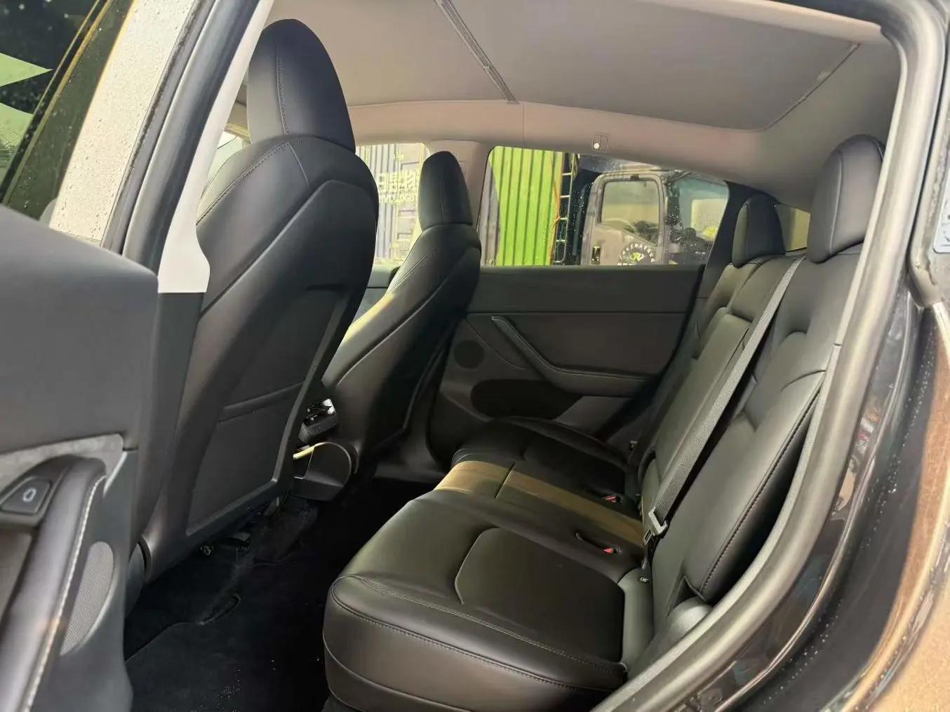 2024 Model Y Rear-Wheel Drive Edition 6