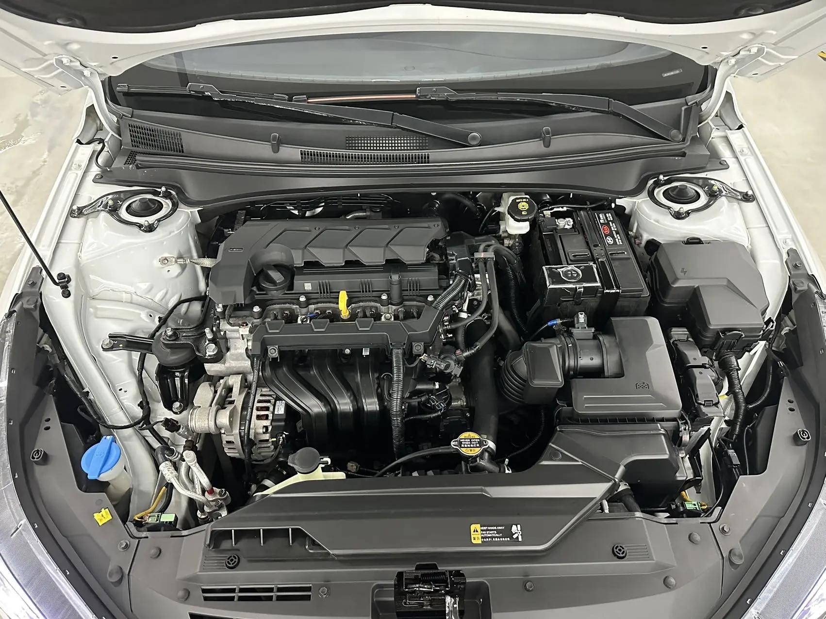 Elantra 2022 1.5L CVT GLX Elite Edition 16