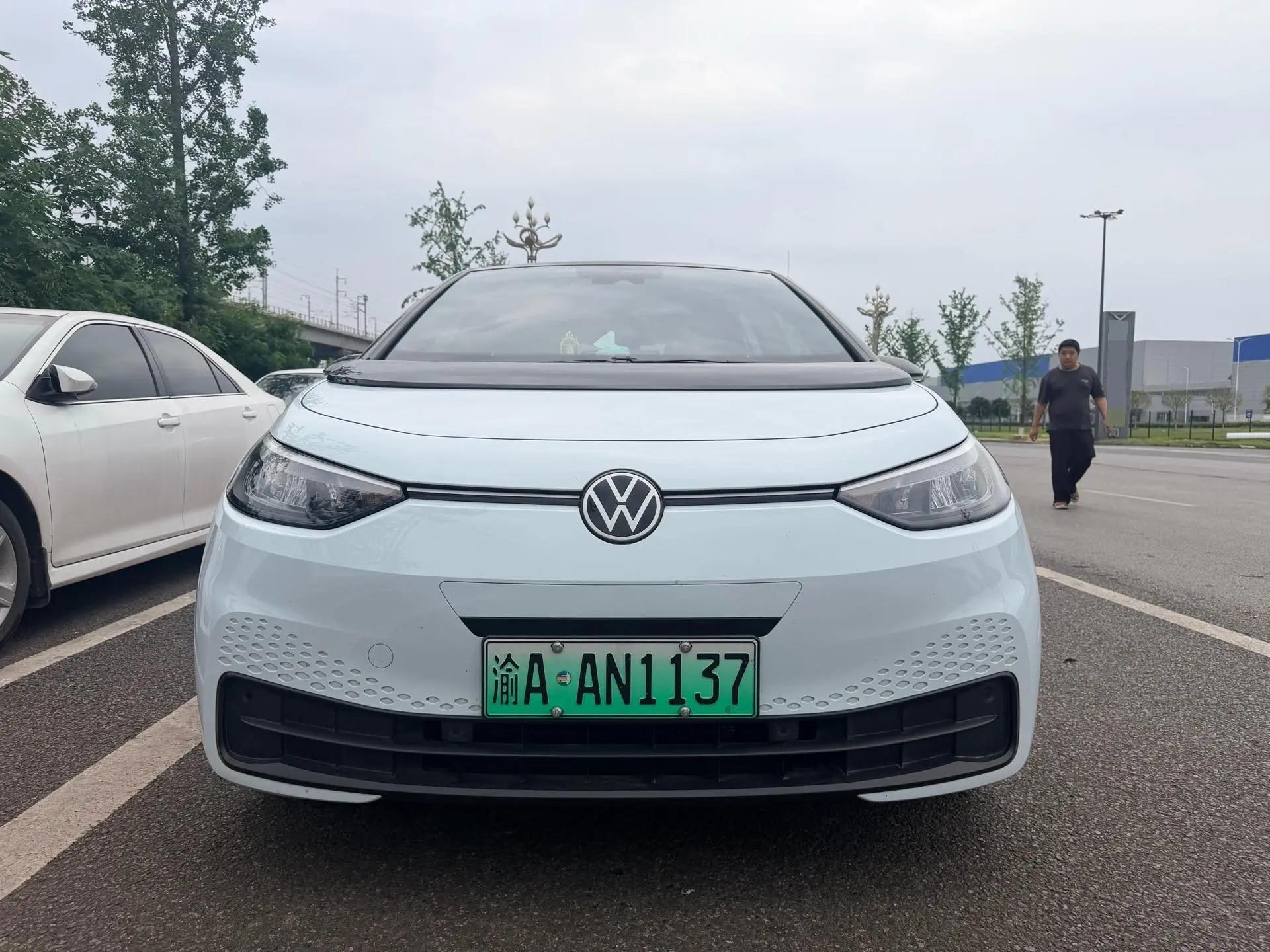 Volkswagen 2023 ID. 3 Pure Intelligence Enjoyment Version Automatic Transmission 2