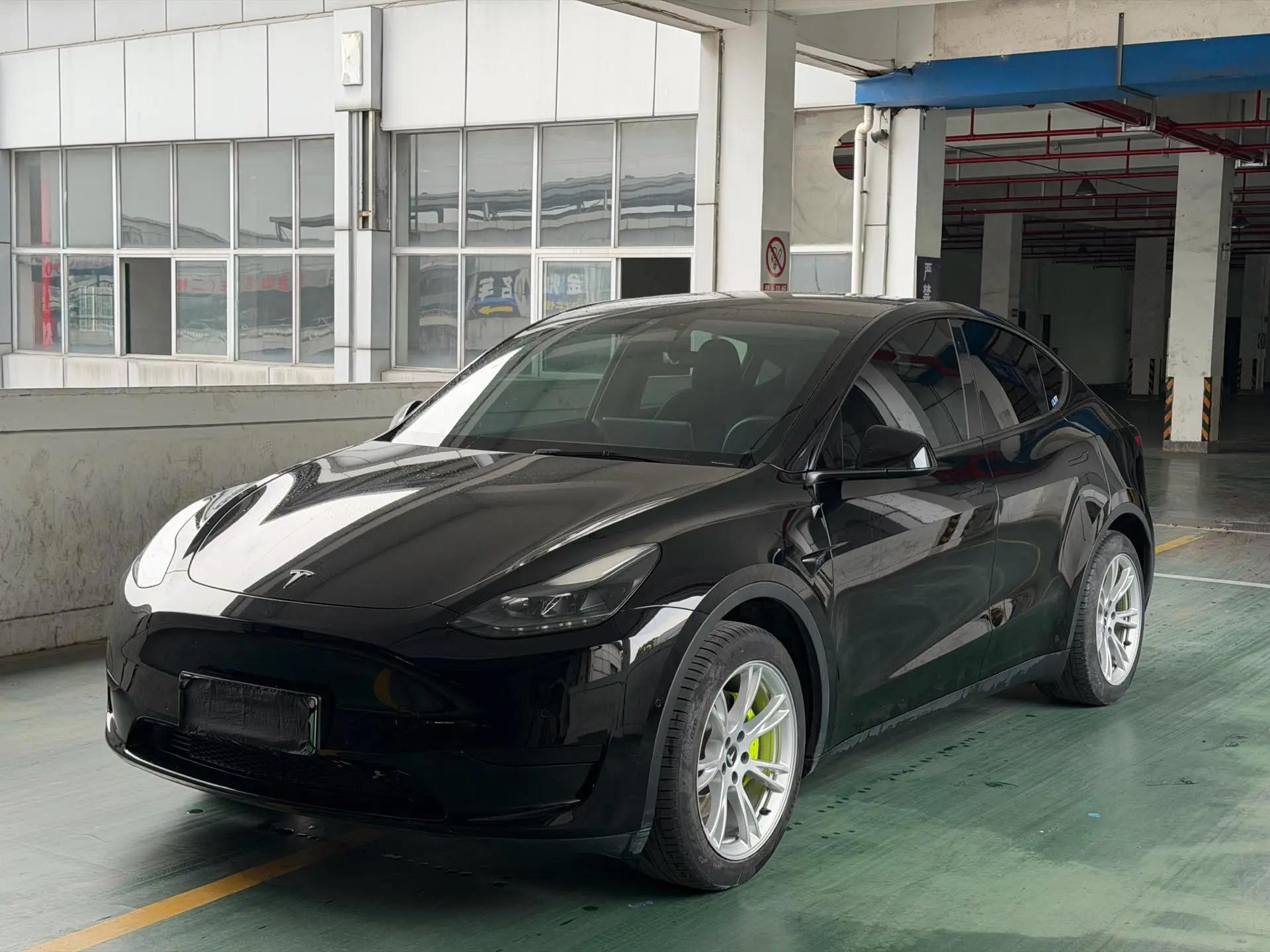 Открыть галерею: 2022 Model Y Facelift Rear-Wheel Drive Version