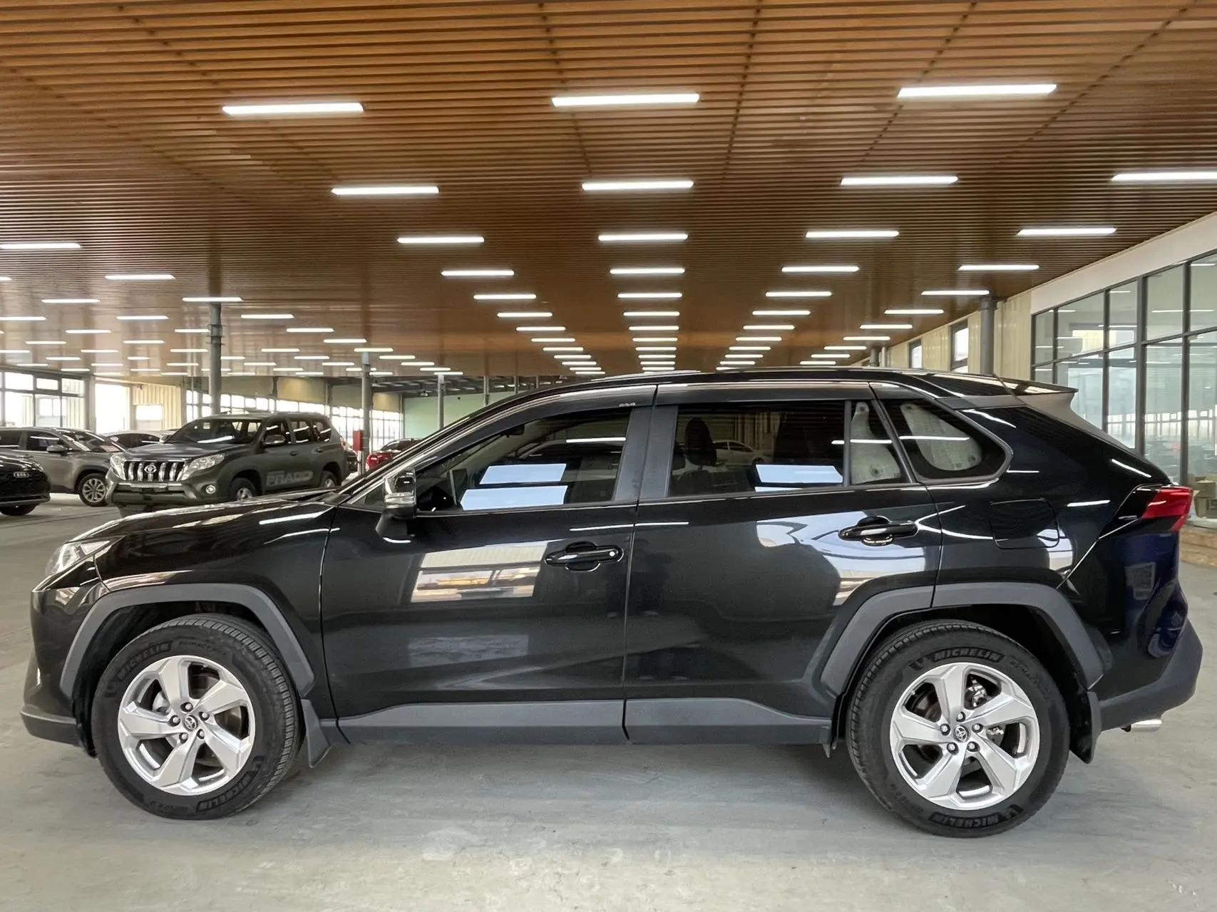 RAV4 Rongfeng 2021 2.0L CVT Two-Drive Fashion PLUS Edition 6