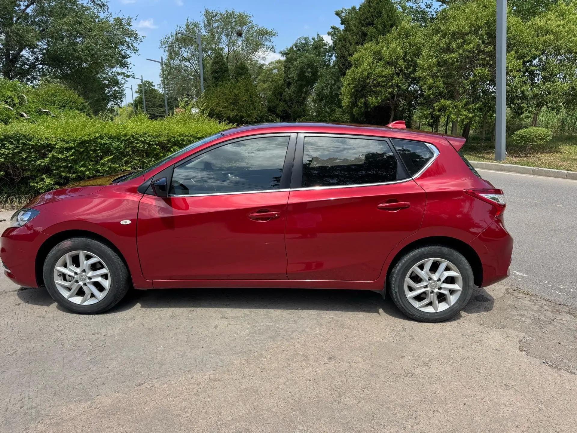 Li Da TIIDA 2021 1.6L CVT Smart Edition 2