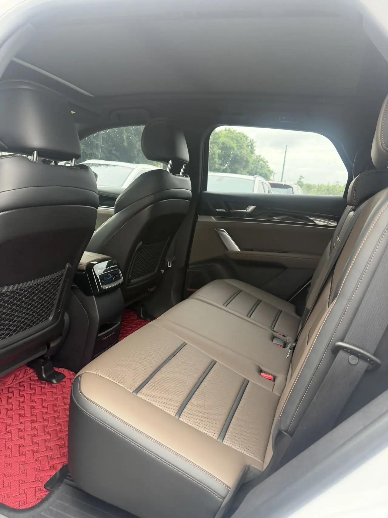 Tang 2019 2.0T Automatic Zhilian Zunshang 7-seat Country VI 5