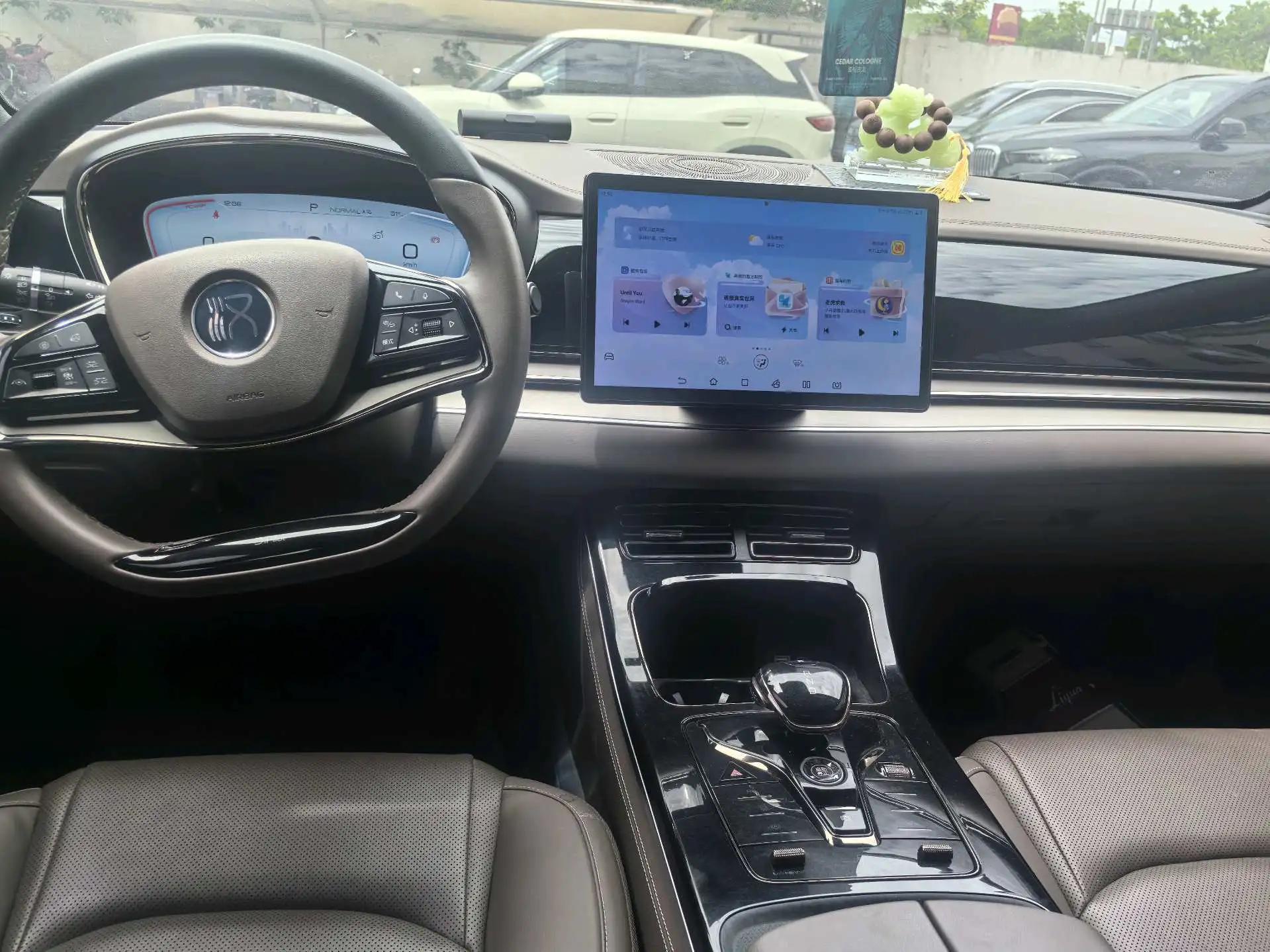 BYD 2023 Chinese DM-i 1.5T stepless champion 121KM elite automatic gear 6