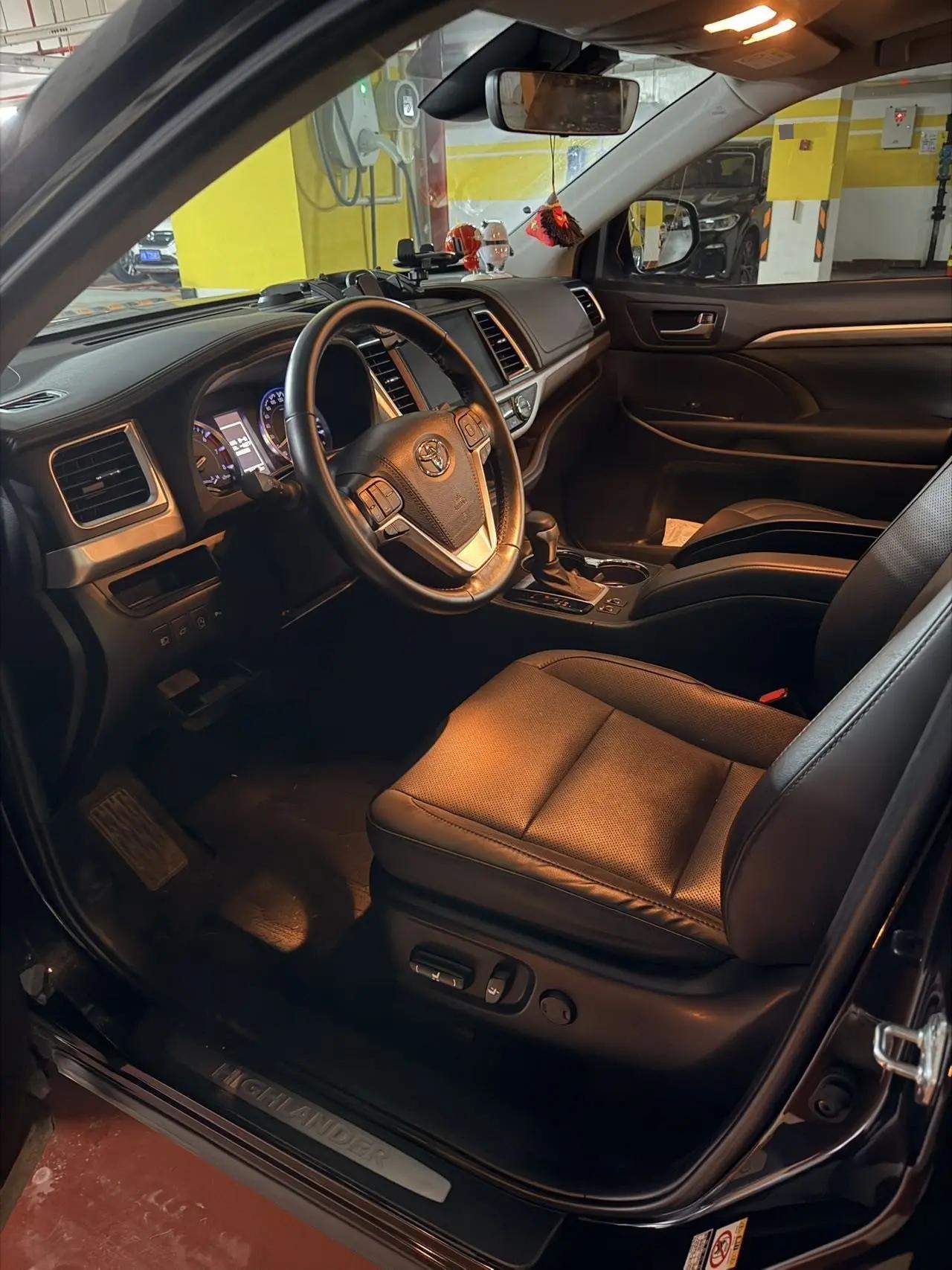 Highlander 2021 2.0T 4-wheel drive premium version 7 seats 2