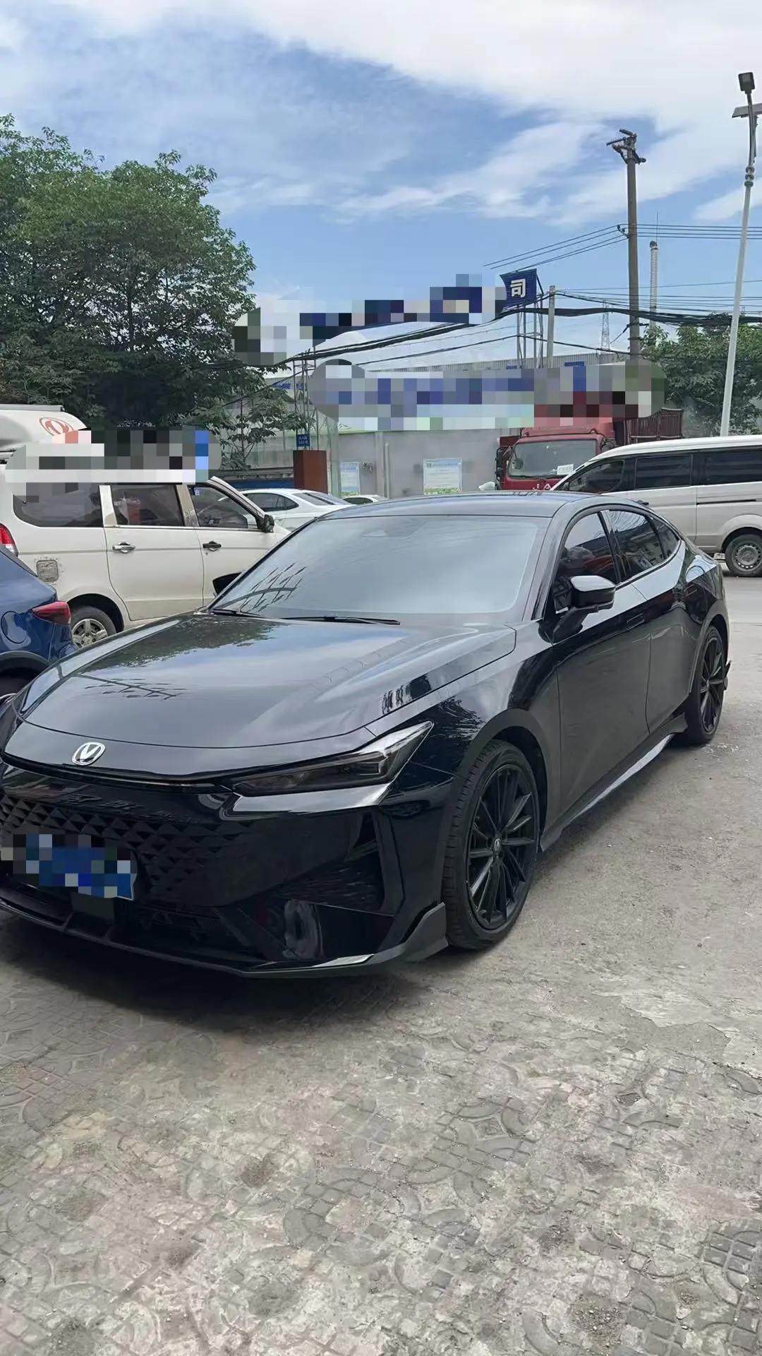 ChangAn 2024 UNI-V 1.5T Prestige Sports Automatic