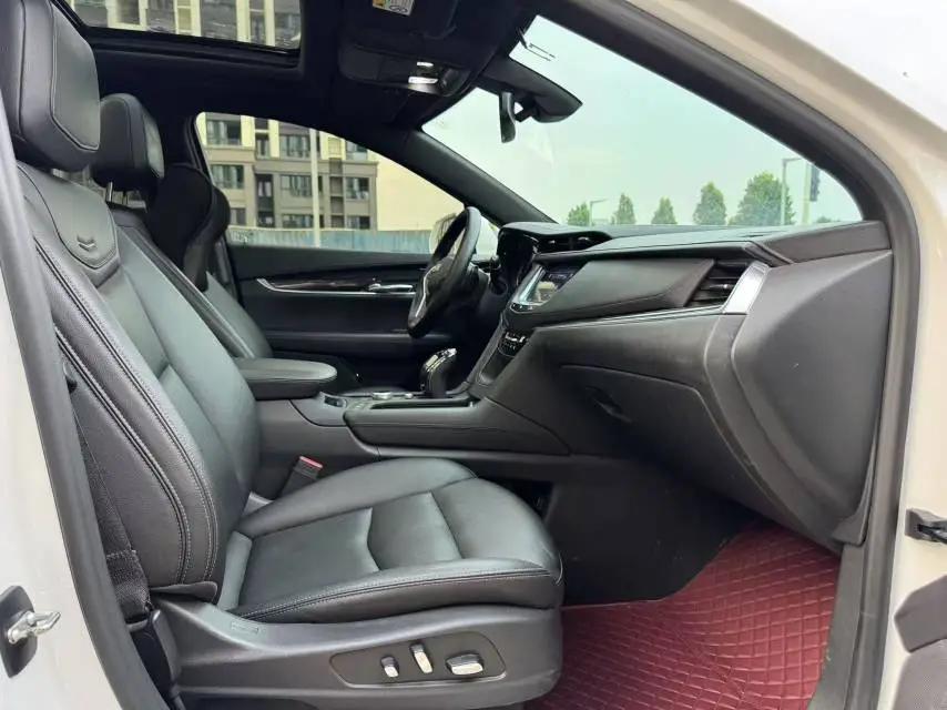Cadillac XT5 2021 28T Luxury Model 8