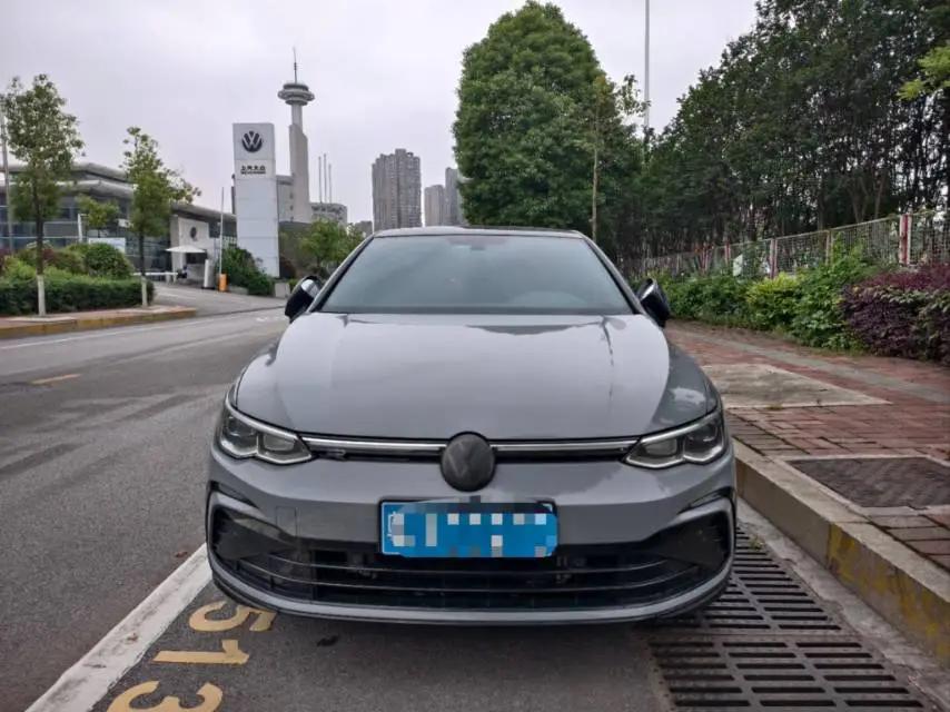Volkswagen 2023 Golf 8 R-Line 1.4TSI 280TSI Automatic 2