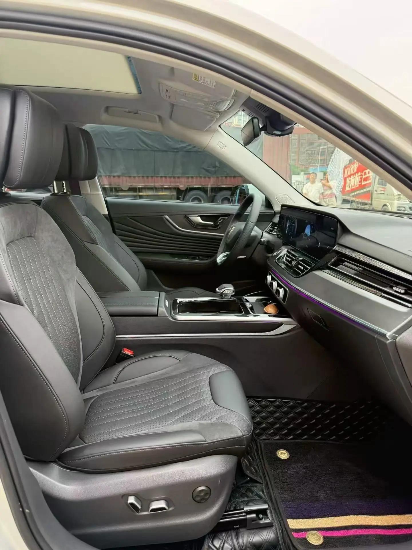 HongQi 2023 HS5 2.0T Qixiang Pro 500,000-Vehicle Commemorative Edition, Automatic Transmission 6