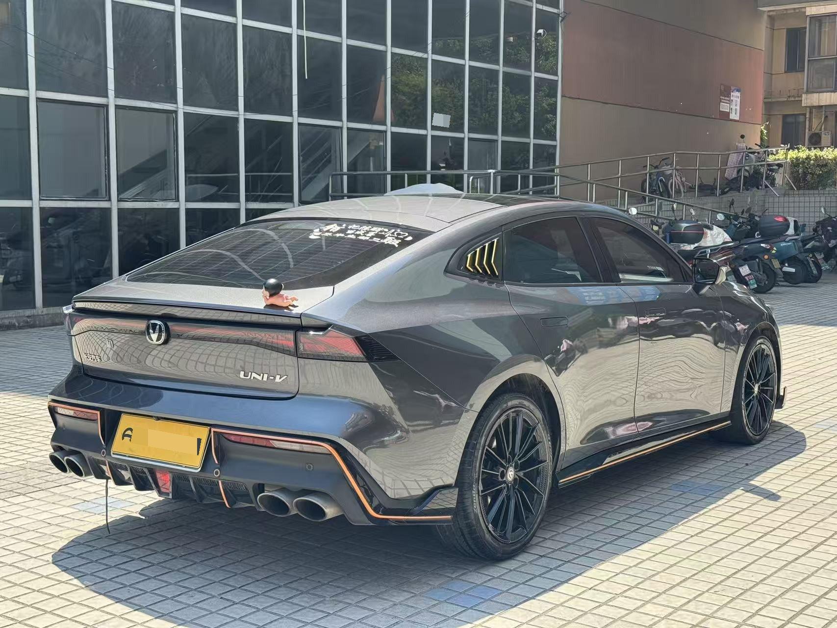ChangAn UNI-V 2022 1.5T Sports Edition 8