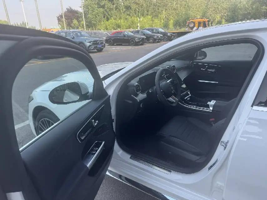 Mercedes Benz Class C 2026 C 200 L 48V 2.0T Sports Edition Automatic Gear 4