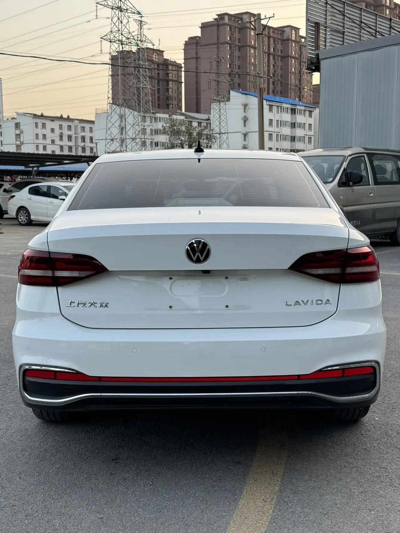 Lavida 2023 280TSI DSG Full Edition 5