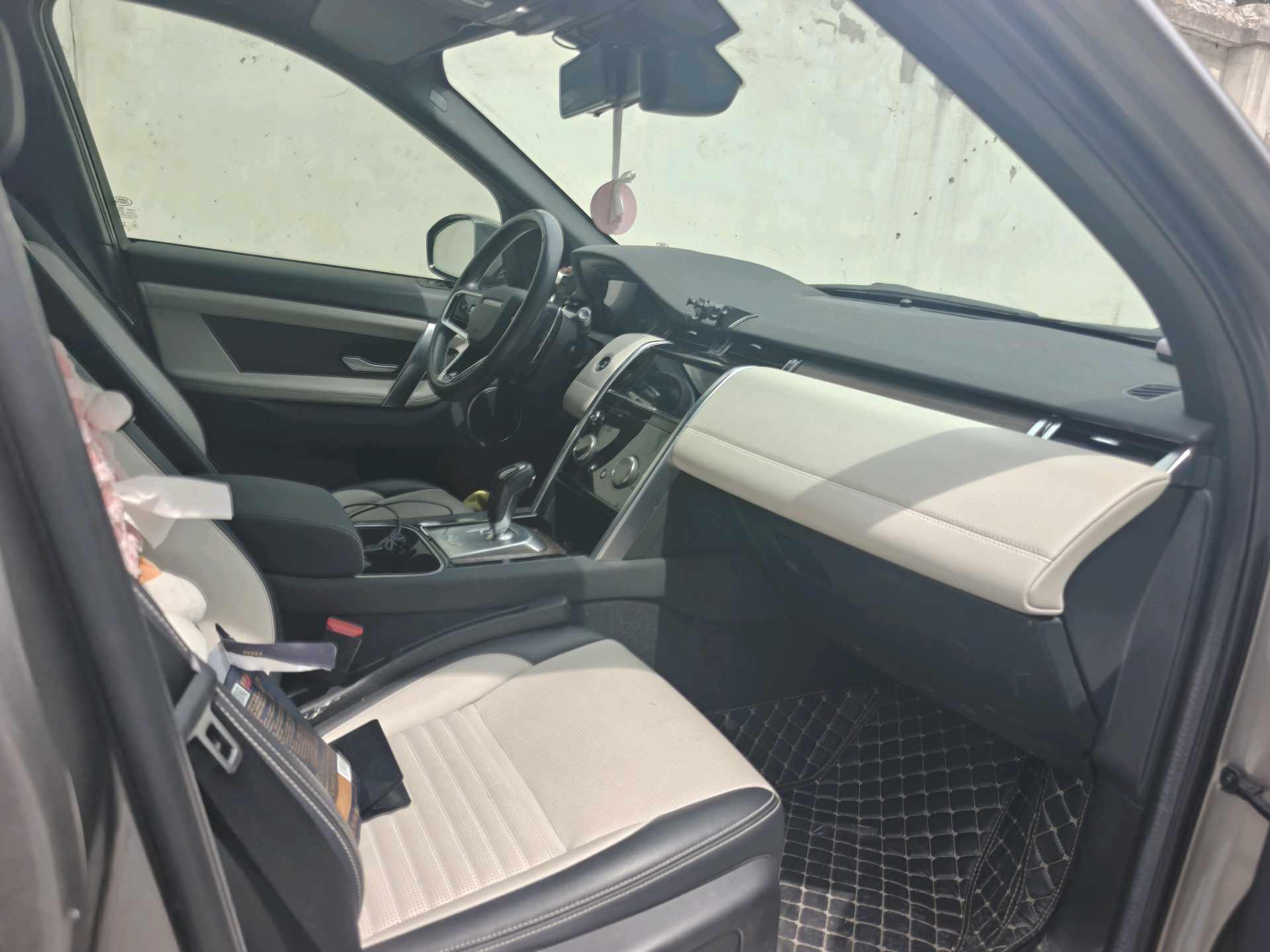 Found that sports version 2022 changed to 249PS R-Dynamic S performance version 5 seats 4
