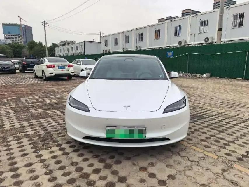Model 3 2023 Rear-Wheel Drive Edition 2