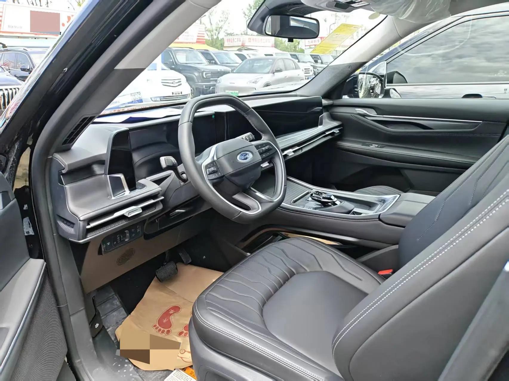 Ford 2025 Ruijie L 2.0T EcoBoost Two-wheel Drive 7-seat Luxury Automatic Gear 8