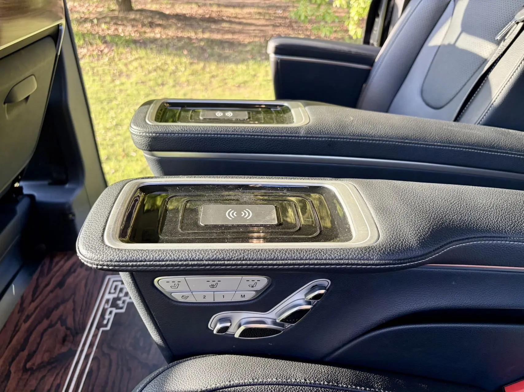 Mercedes Benz V 2022V 260 L 2.0T Deluxe Edition Automatic Gear 5