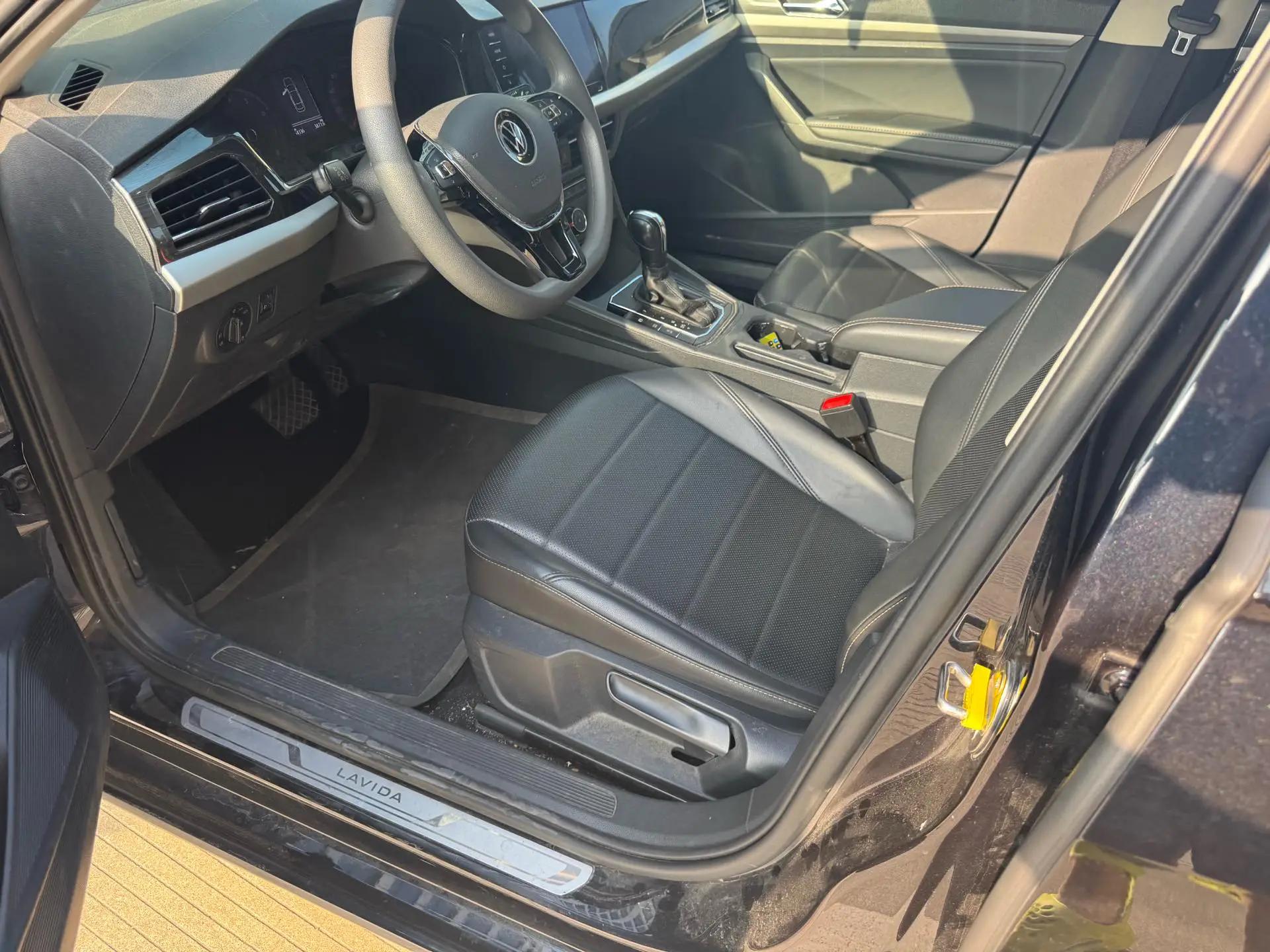 Langyi 2019 1.5L Automatic Vision Edition Country VI 6