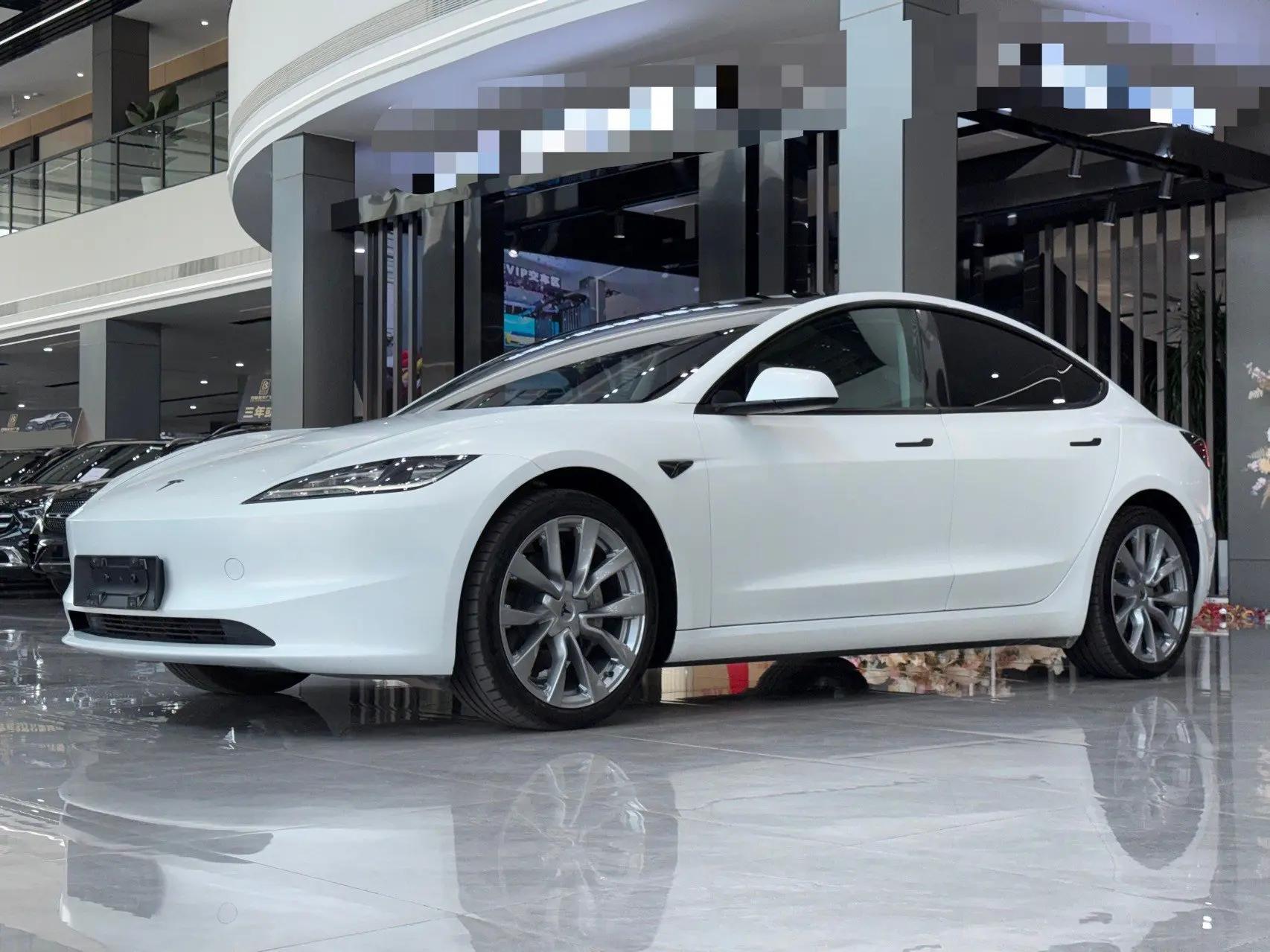 Model 3 2023 long-range all-wheel drive