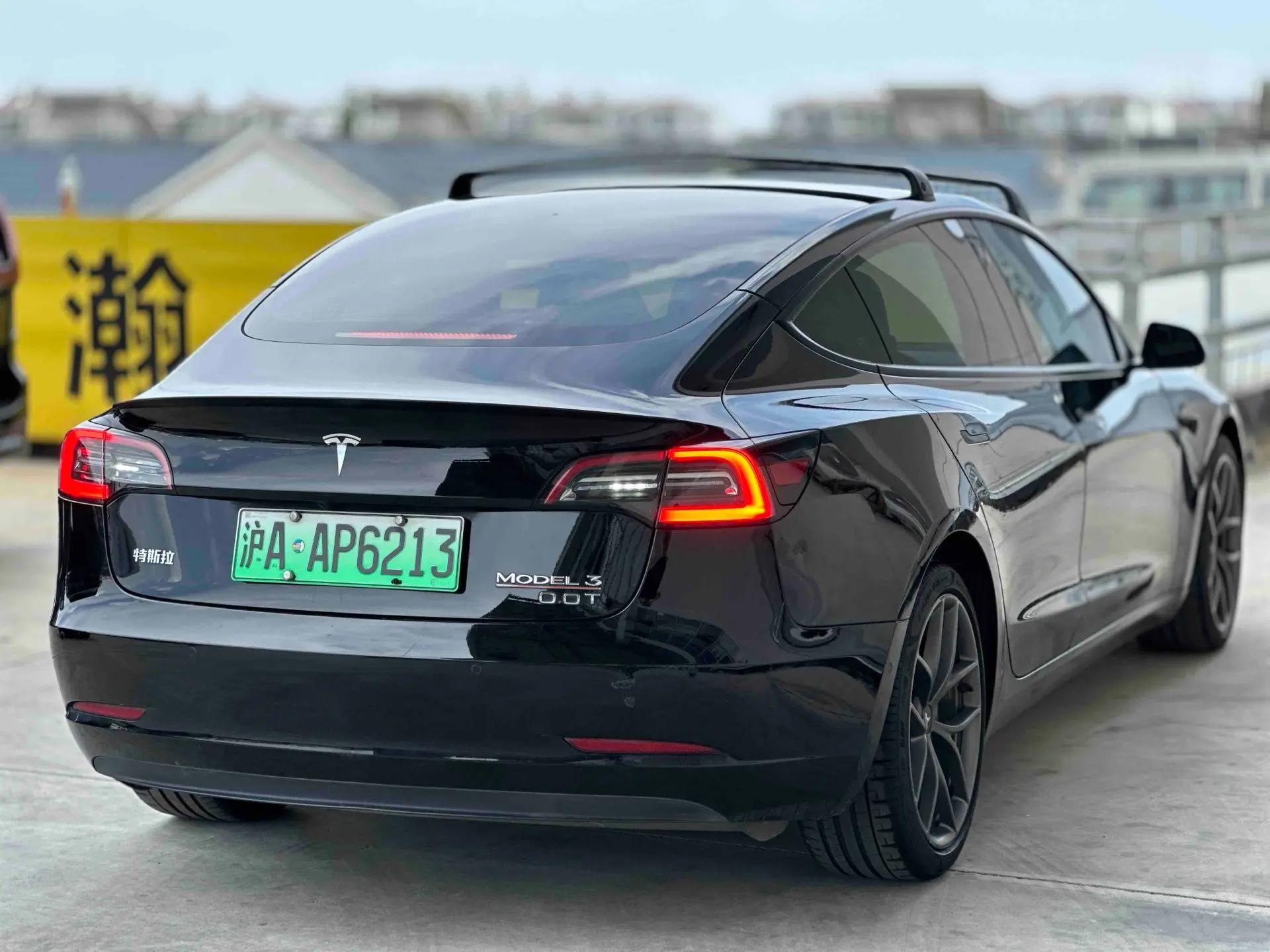 Model 3 2022 Performance high-performance all-wheel drive 3