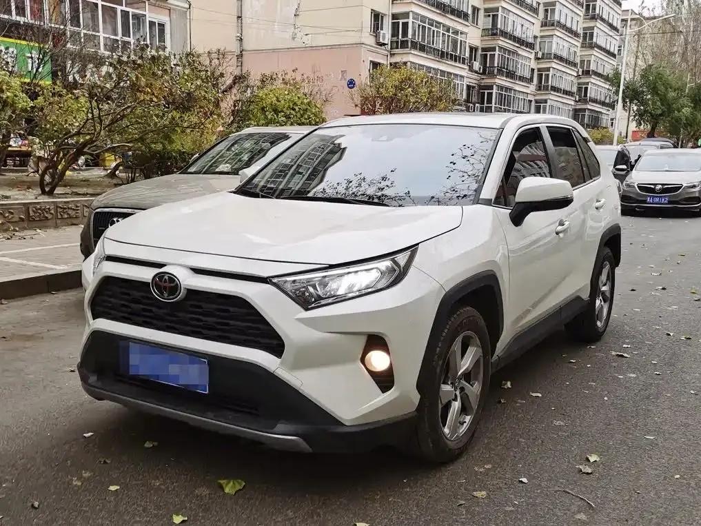 RAV4 Rongfeng 2020 2.0L CVT Two-Drive Fashion Edition