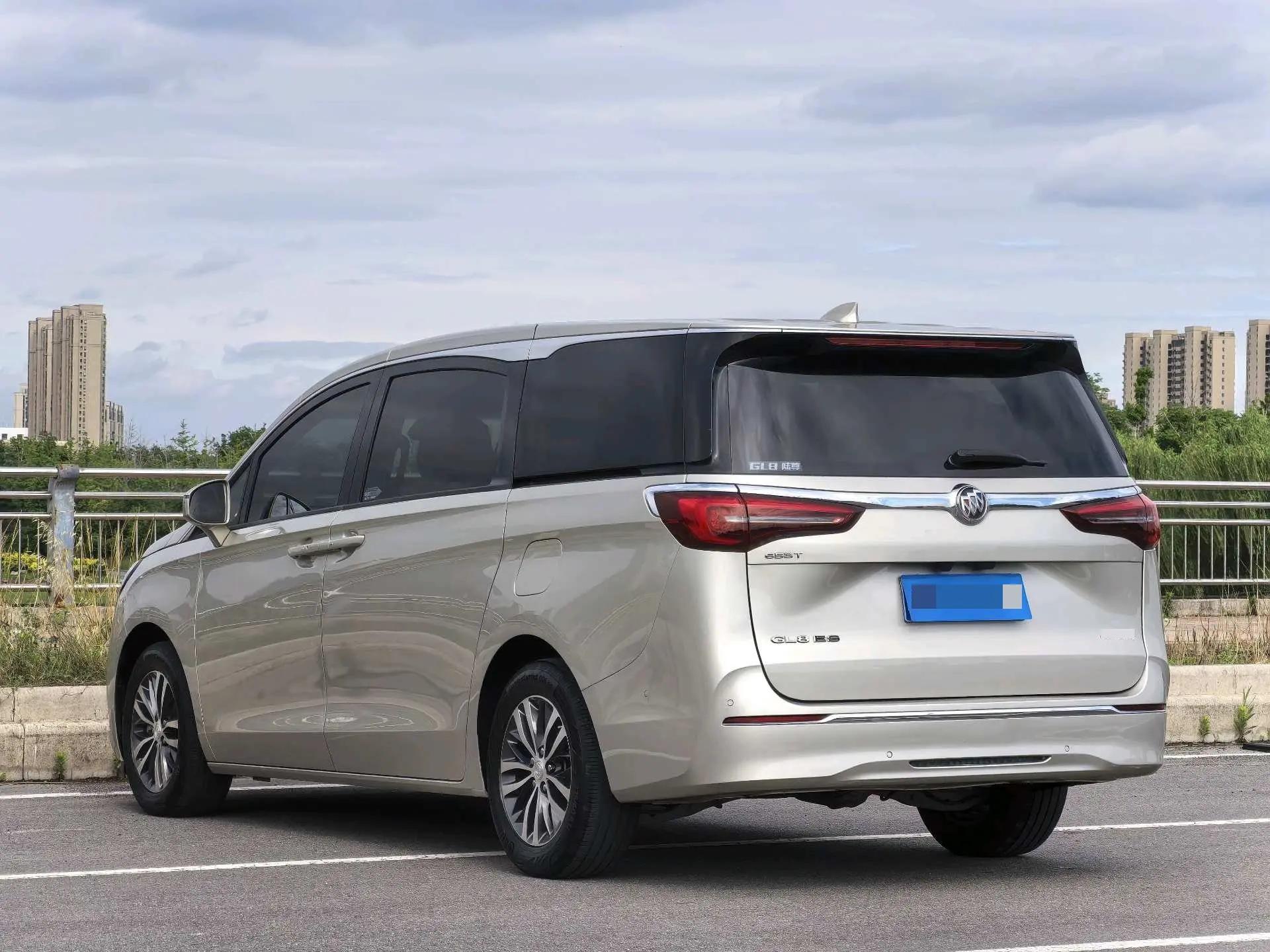 Buick GL8 2021 ES Land Business 653T Prestige Model 6