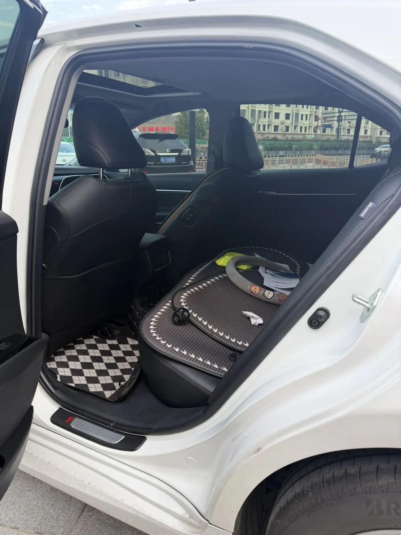 Camry 2021 2.0G Luxury Edition 3