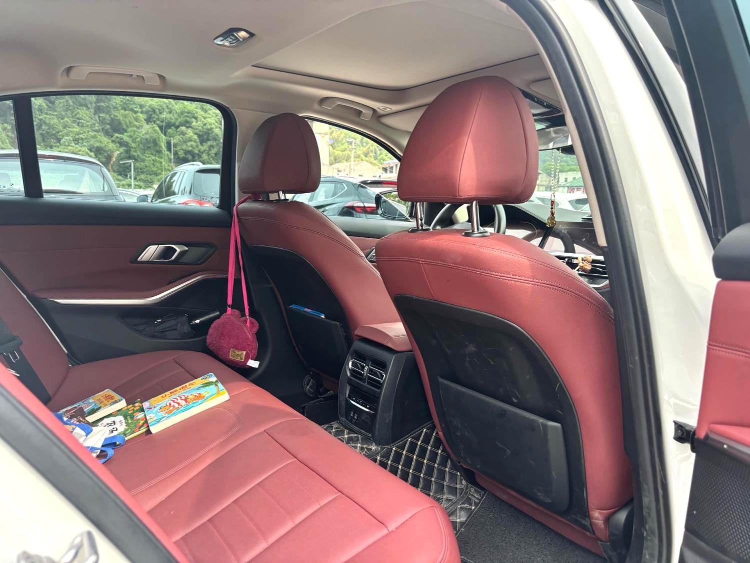 BMW 3 Series 2021 Change 325i M Sports Suit 10