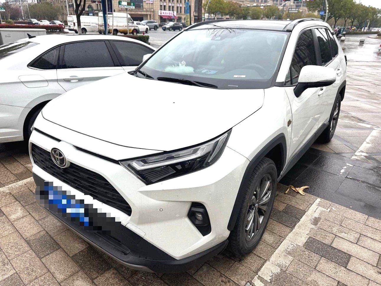 Toyota 2023 RAV4 Rongbo 2.0 Stepless Two-Drive Fashion Plus Edition Automatic Gear