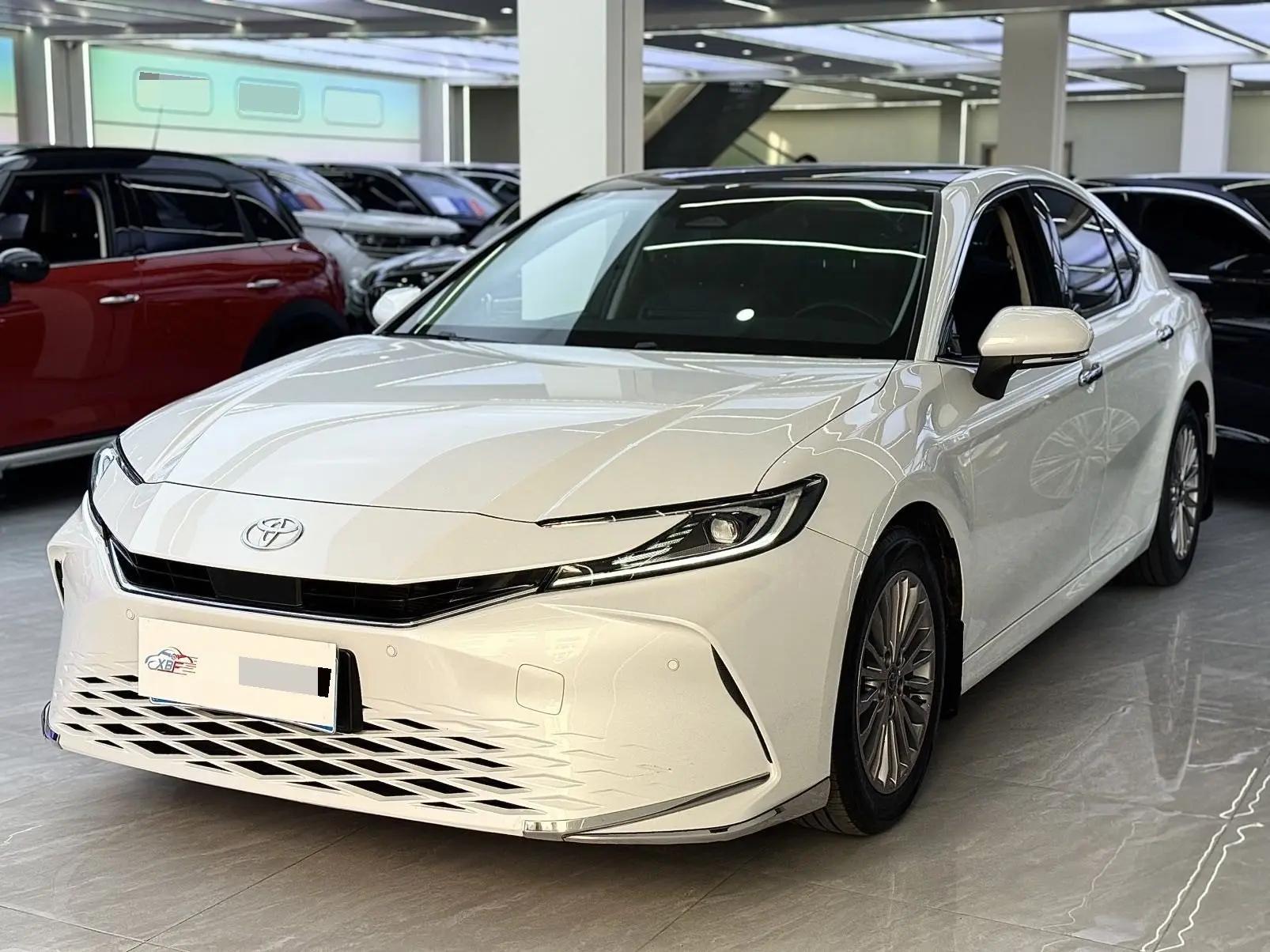 Toyota 2024 Camry Dual Engine 2.0HG Stepless Premium Edition Automatic Gear